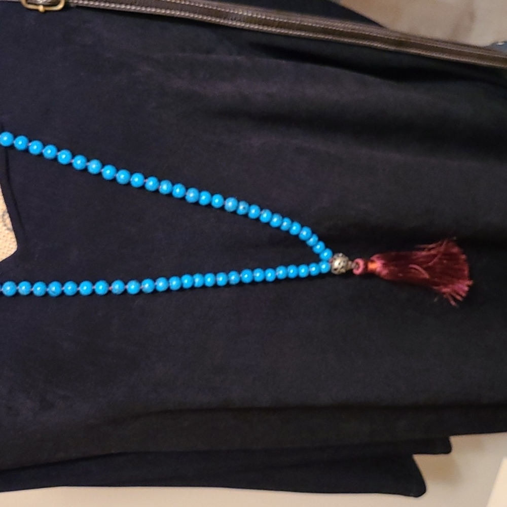😍Pretty OM necklace😍